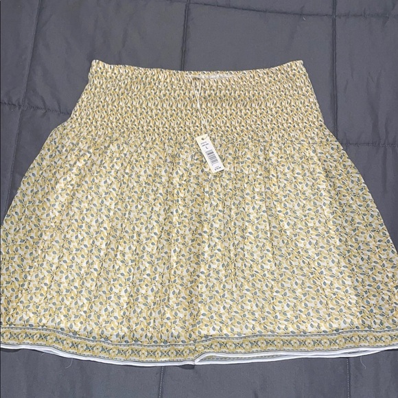 NWT Max Studio Wide Elastic Waistband Lined Mini Skirt.  Size Large. - Picture 1 of 10